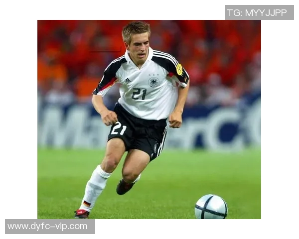 德国足球明星中谁的颜值最高最吸引眼球的球员是谁